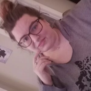 Meet your Posher, Renata